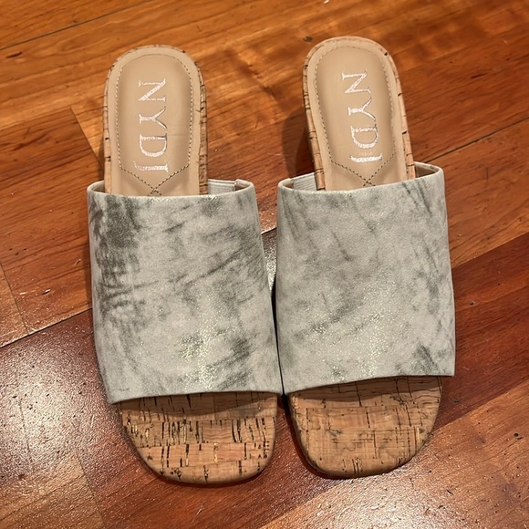 NWT NYDJ Claudine Metallic Suede - Picture 10 of 14